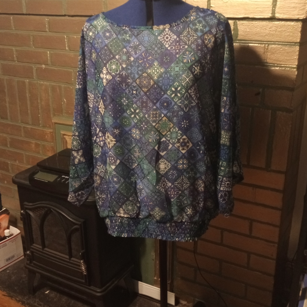 Women's XL salon studio multicolor blouse